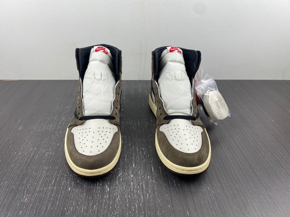Jordan 1 Retro High Travis Scott