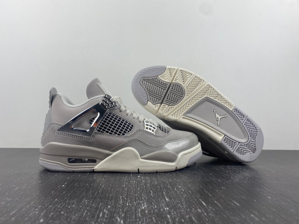 Jordan 4 Retro Frozen Moments