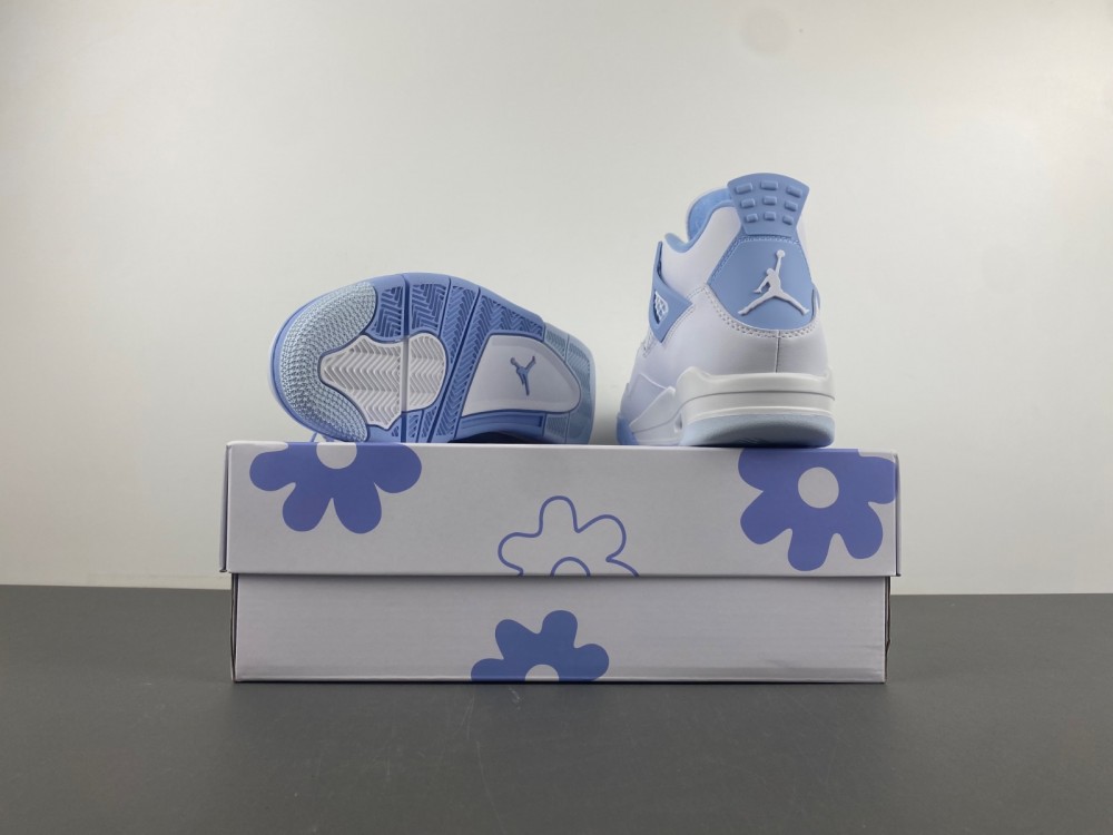 Air Jordan 4 “Forget Me Not” WMNS